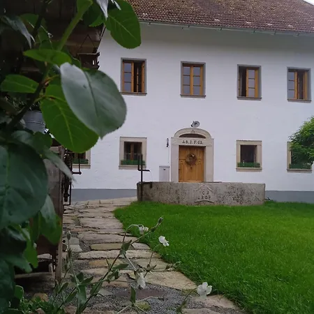 Frühstückspension Voeltl-hof Büchlberg